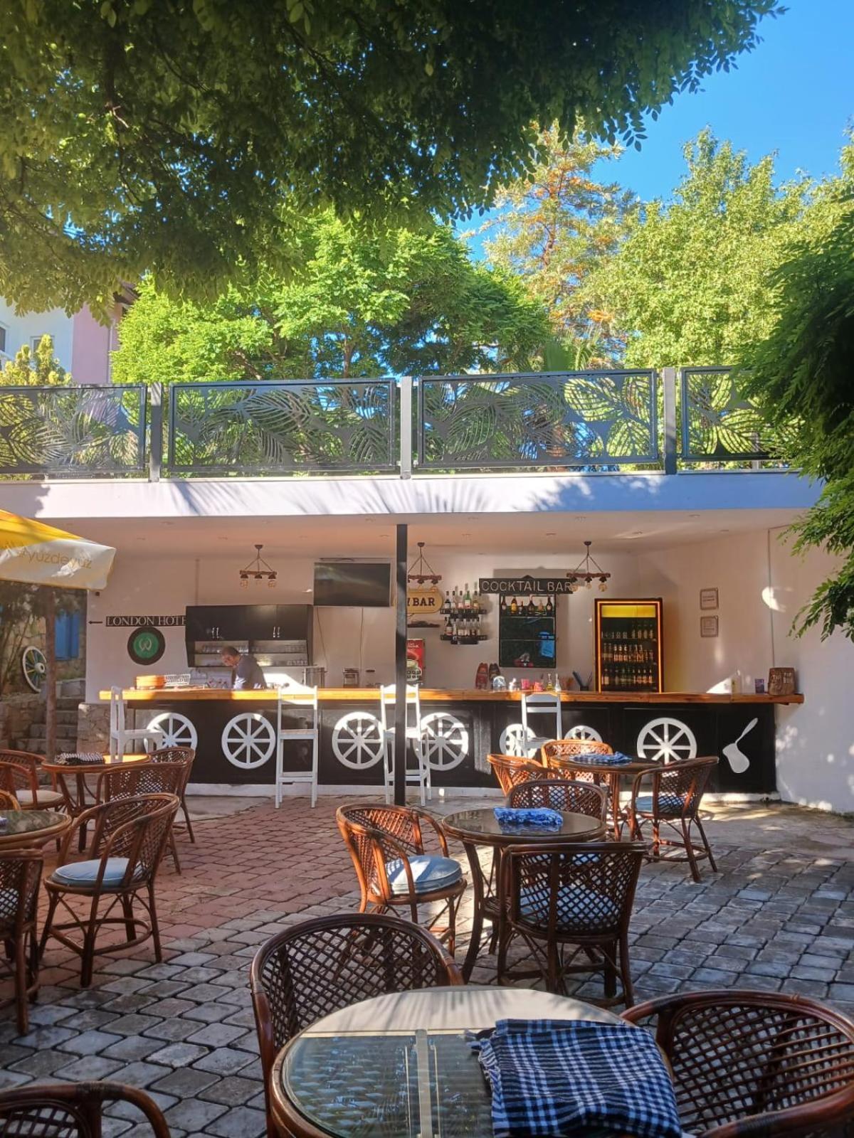 London Hotel Oludeniz Exterior photo