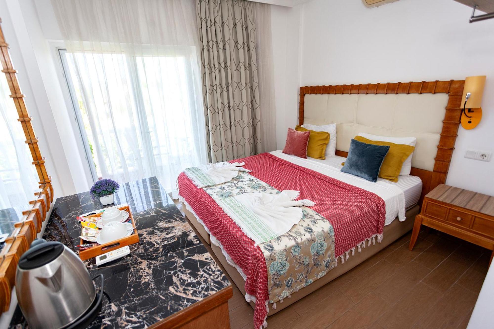 London Hotel Oludeniz Exterior photo