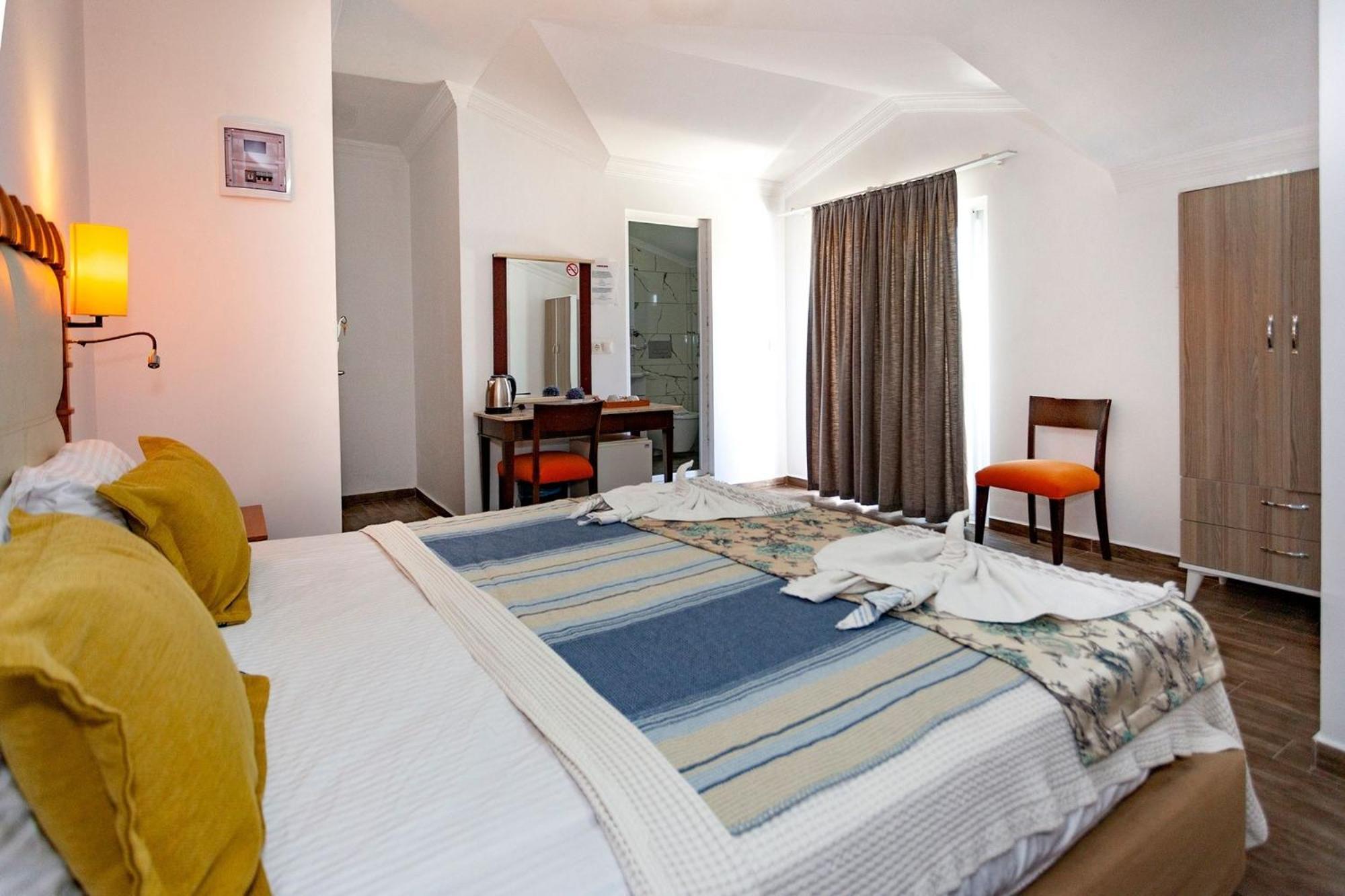 London Hotel Oludeniz Exterior photo